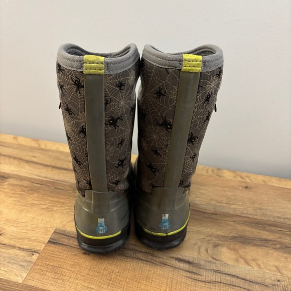 Bogs Classic Creepy Crawl Insulated Waterproof Winter Snow Boots Little Kids - Picture 7 of 10